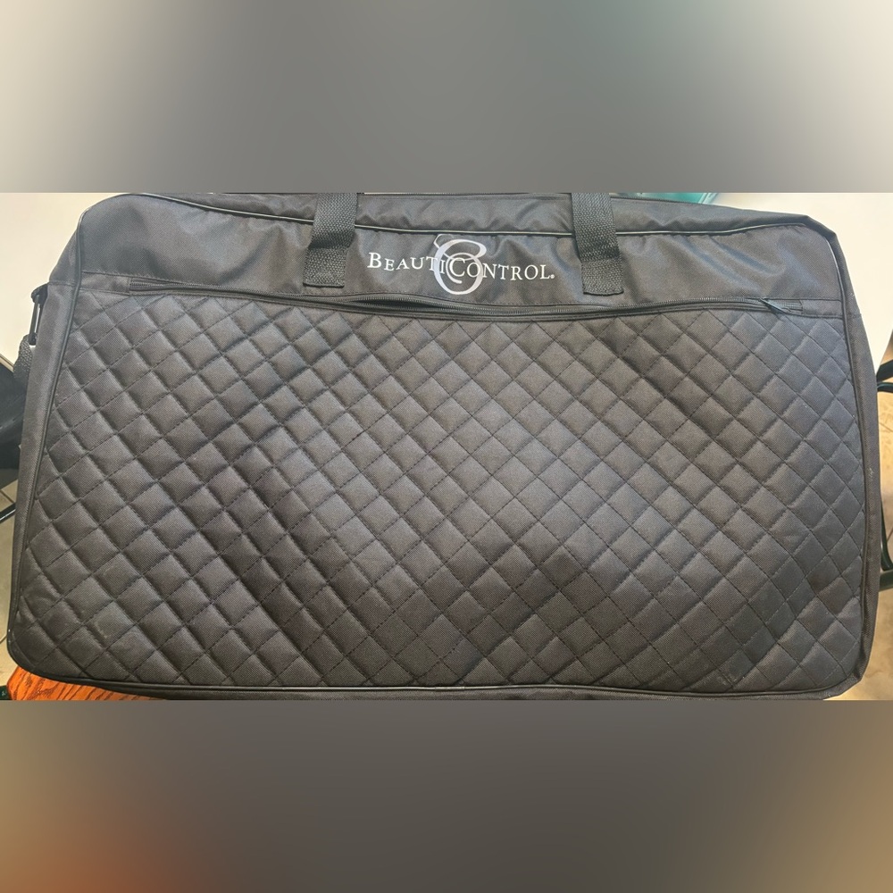 BEAUTICONTROL DUFFLE BAG